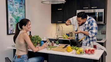 In-room safe, iron/ironing board, bed sheets