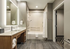 Shower, hair dryer, towels, soap - Hyatt House BWI Airport Baltimore (Linthicum Heights)