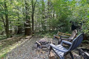 Property grounds - Cozy Pocono Bungalow | Fireplace | Firepit (Pocono Pines)