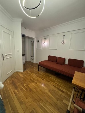 经济客房 | 隔音、免费 WiFi