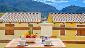 Outdoor dining - Apartment Bellavista Viddalba (Sardegna)