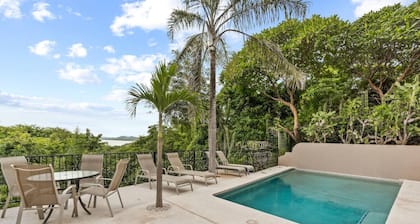Charming 1bedroom 5 mins to beach
