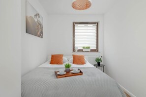 1 室のベッドルーム、アイロン / アイロン台、WiFi、ベッドシーツ