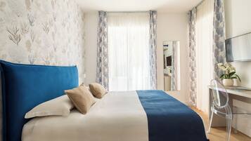 Bureau, Wi-Fi gratuit, draps fournis