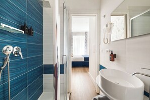 Classic-rum | Badrum | Dusch, gratis toalettartiklar, hÄrtork och bidé