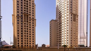 Pool - Modern 2BR Oasis with Breathtaking Views (Dubai)