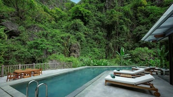 Jiva Hoa Lu House | Private pool