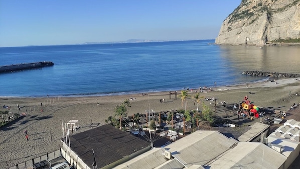 Beach - Up to 11 people in this villa in Meta di Sorrento with breathtaking views! (Meta)