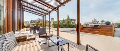 Apartment | Terrace/patio