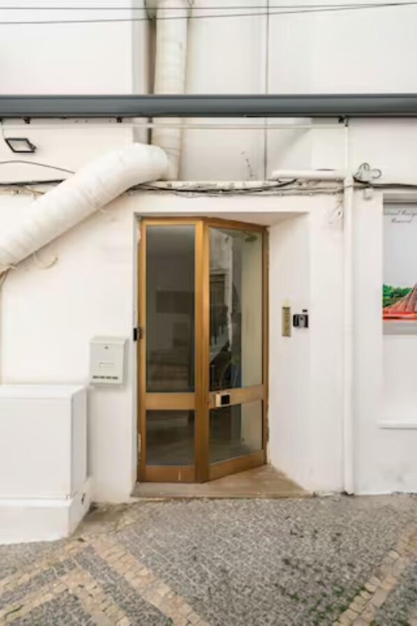 Overnatningsstedets indgangsparti