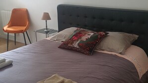 2 soverom, strykejern/-brett, wi-fi og sengetøy