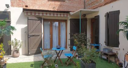 Maison de Village, Calme, Proche Commerces et à 20 min Centre Ville de Toulouse