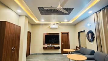 Studio Suite | Tirai kedap cahaya, kedap suara, dan Wi-Fi gratis