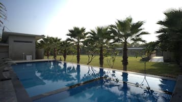 Piscina externa