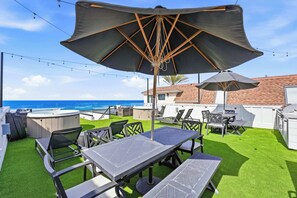 Unclassified image, 3 of 56, button