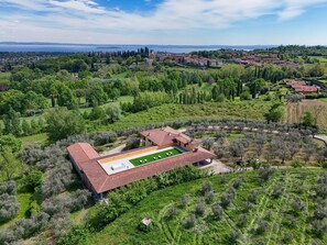 Exterior - Agriturismo Sentieri del Vino - Lago Lucone (Polpenazze del Garda)