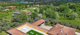 Agriturismo Sentieri del Vino - Il Ciliegio Le Palafitte