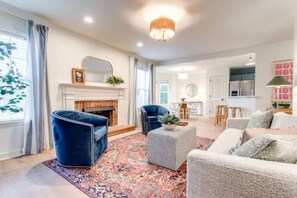 Smart TV, fireplace, offices