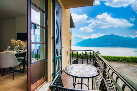 Apartment, Lake View (Agastache) | 1 bedroom, premium bedding, down comforters, iron/ironing board