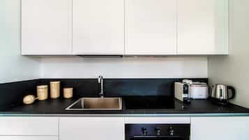 Apartment (Salvia) | 1 bedroom, premium bedding, down comforters, iron/ironing board
