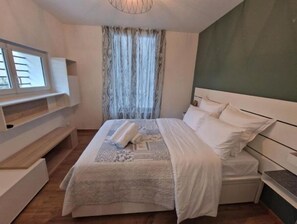1 makuuhuone, silitysrauta/-lauta, ilmainen Wi-Fi, vuodevaatteet