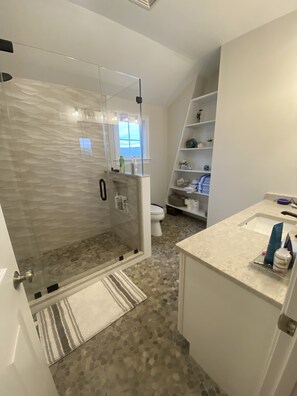 Shower - Waterfront New Seabury Home with Private Dock (Mashpee)