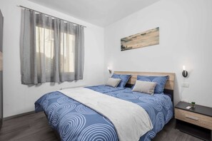 1 sovrum, strykjärn/strykbräda, wi-fi och sängkläder