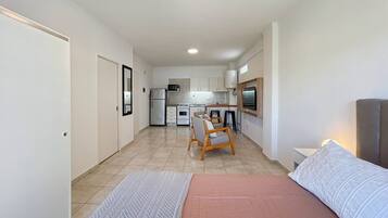 Apartment, 1 Bedroom, Smoking, Balcony | Interior