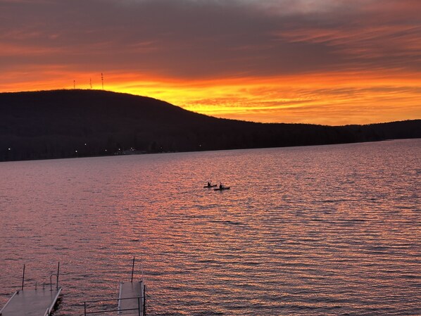 Miscellaneous - Best Location, lakefront, dockslip, family friendly, safe. (Oakland)