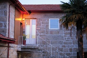Exterior detail - Aldeia da Quinta do Paço- Casa do Caseiro (São Salvador do Campo)
