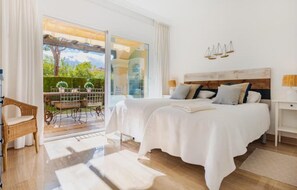 Bed sheets - Elviria Relax Garden House (Marbella)