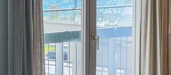 Alimos Sea View Family Apartment