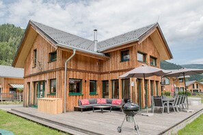Outdoor dining - Murau 20 - plenty of space & relaxation (Murau)