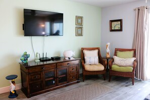 Interior - Bayfront bayside condo (Rockport)