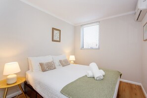 1 Schlafzimmer, Bügeleisen/Bügelbrett, Reisekinderbett, WLAN