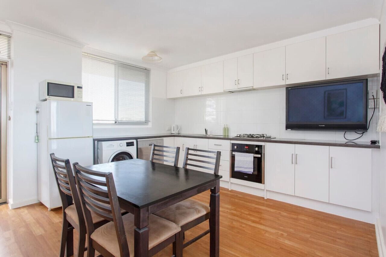 Microwave, oven, dishwasher, toaster