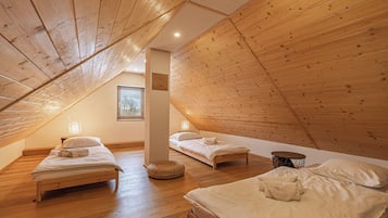 2 kamar tidur, Wi-Fi gratis, dan seprai linen