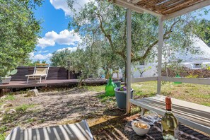 Family Villa, Multiple Bedrooms, 2 Bathrooms (Trullo Nicolo With Pool Martina) | Terrace/patio