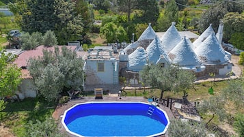 Piscina externa sazonal