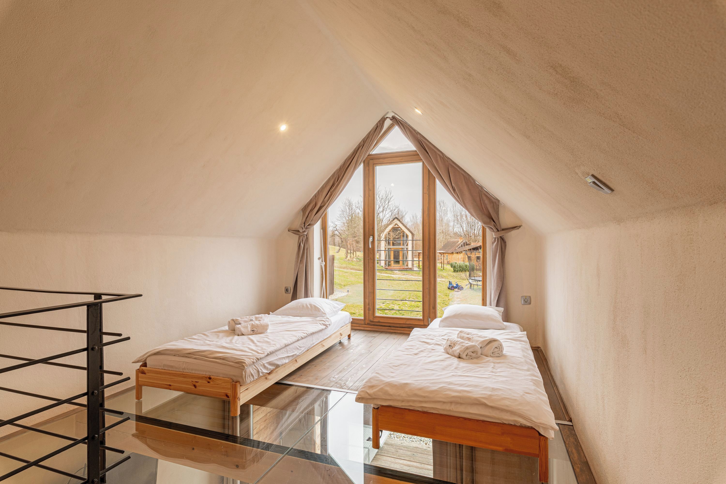 Family Chalet, Multiple Bedrooms (Natural Chalet Konopka Iža) | 1 bedroom, free WiFi, bed sheets