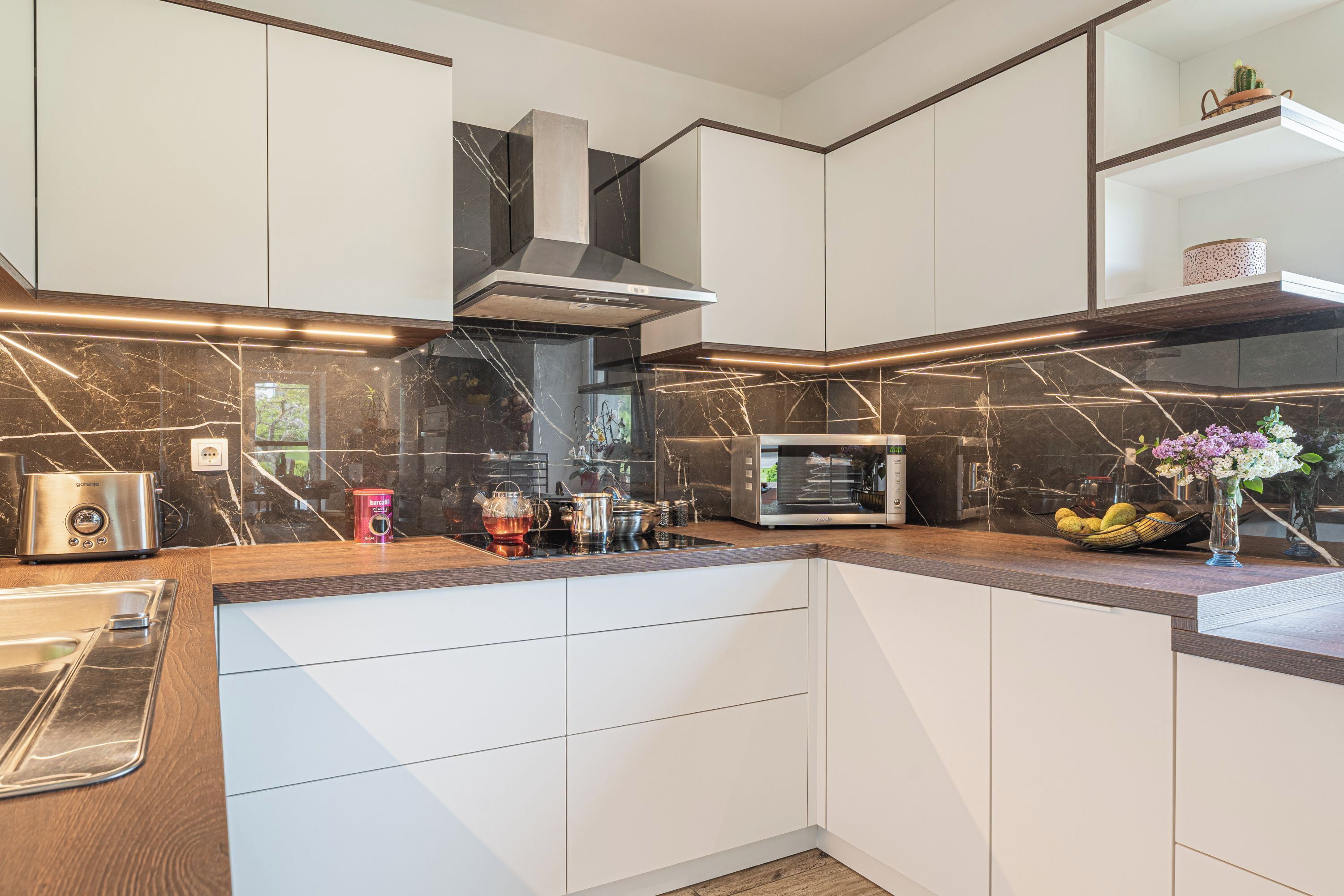 Family House, Multiple Bedrooms, 2 Bathrooms (House Dijana With Pool) | Private kitchen | Fridge, microwave, oven, stovetop