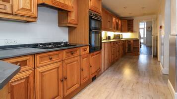 Fridge, dishwasher, electric kettle, toaster