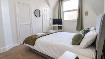 7 bedrooms, individually decorated, individually furnished, free WiFi