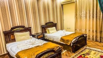 3 Schlafzimmer, Bügeleisen/Bügelbrett, WLAN, Bettwäsche