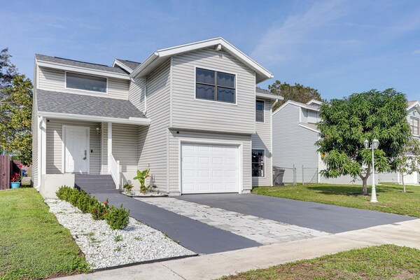 West Palm Beach Lake House: Near Beaches! - West Palm Beach, FL