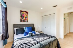 House (4 Bedrooms) | Interior - West Palm Beach Lake House: Near Beaches! (West Palm Beach)