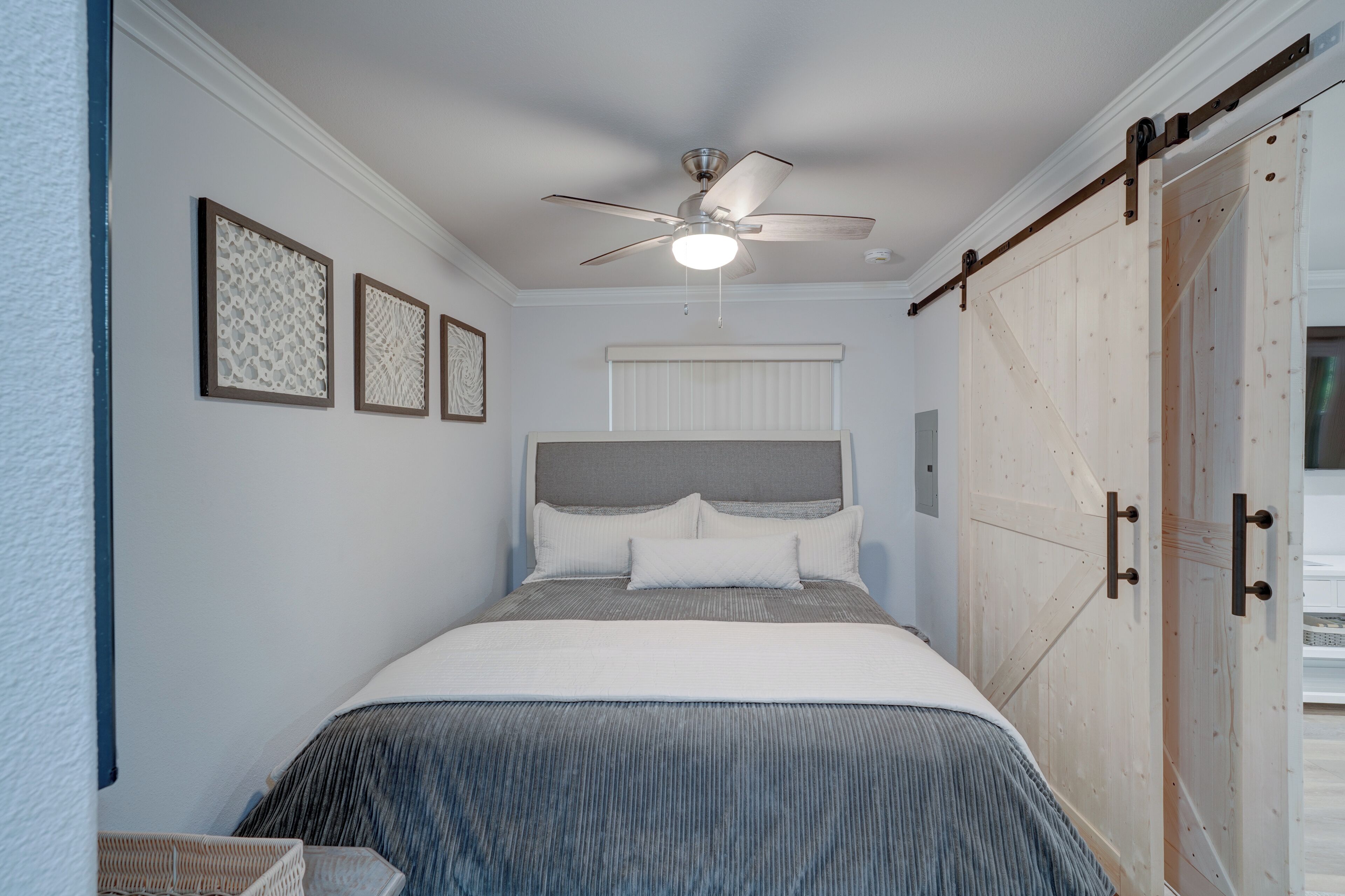 Apartment (1 Bedroom) | Interior