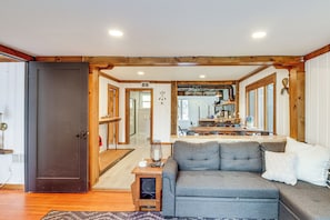 Casa (2 Bedrooms) | Interior