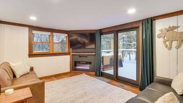 House (2 Bedrooms) | Front of property