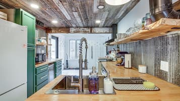 單棟房屋 (2 Bedrooms) | 內部